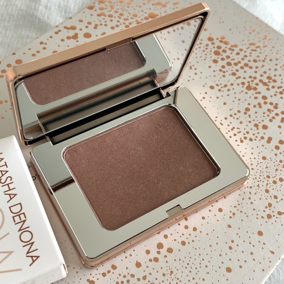 🆕Natasha Denona Highlighter -All Over Glow Face And Body Powder Shimmer - Picture 2 of 6